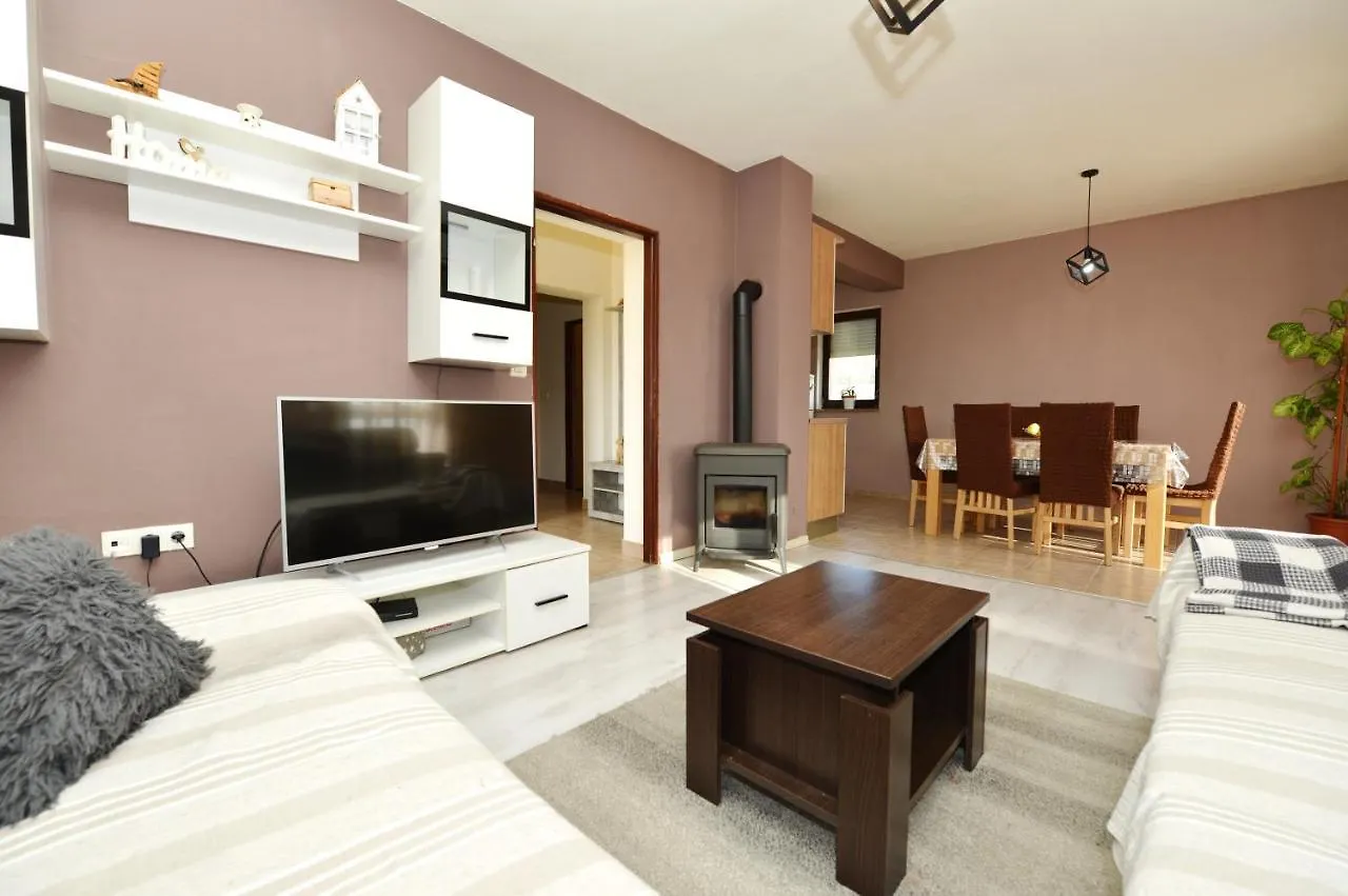 Apartman Lana Maslenica Apartment Jasenice