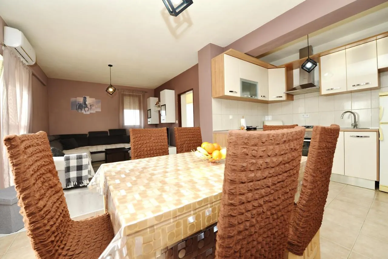Apartman Lana Maslenica Apartment Jasenice  Croatia