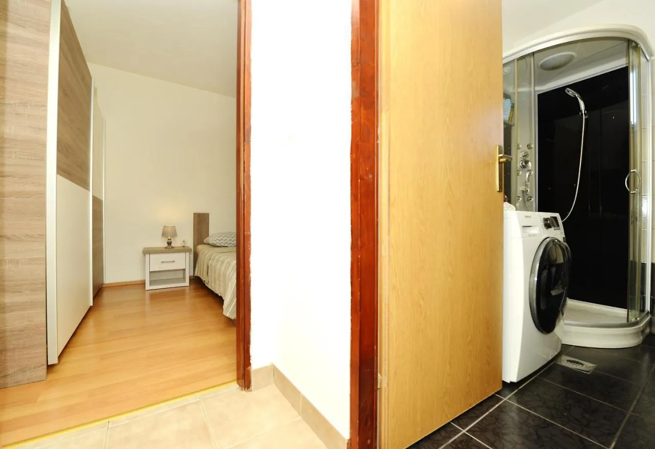 Apartman Lana Maslenica Apartment Jasenice