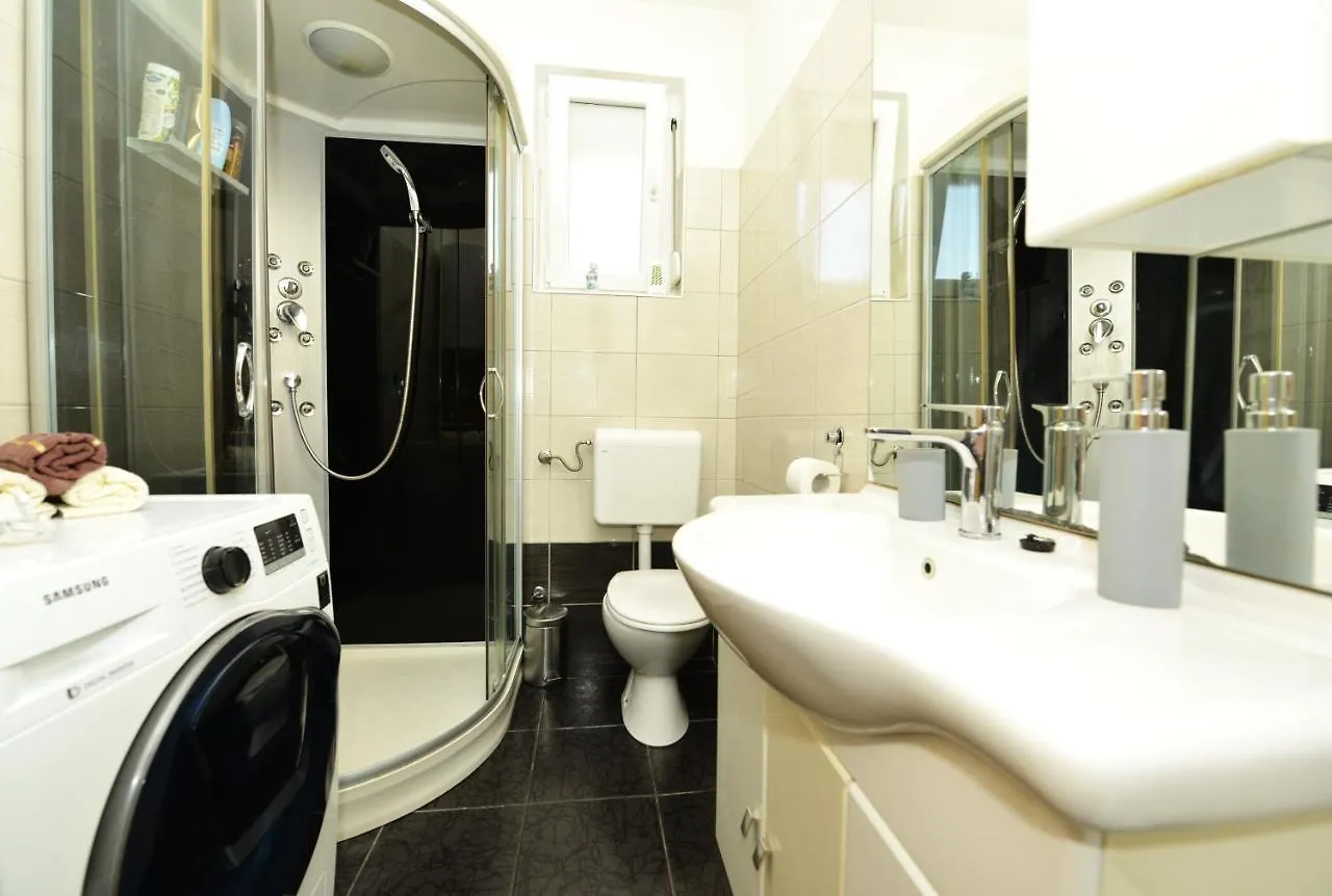 Apartman Lana Maslenica Apartment Jasenice