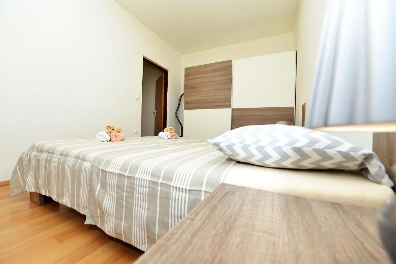 Apartman Lana Maslenica Apartment Jasenice  0*, Jasenice (Zadar)